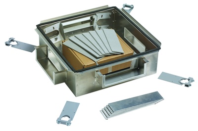 Зональная коробка 610mm x 610mm h=305 mm для установки под фальшполом с направляющими для установки панелей 2х5RU, материал: алюминий, цвет: серебряный