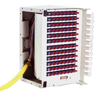 OMX600® Fiber Termination Block, претерминированный пигтейлами 144 LC UPC, SM, цвет: putty white, ориентация: right