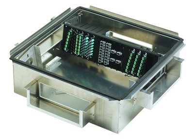 Зональная коробка 610mm x 610mm h=178 mm для установки под фальшполом с направляющими для установки панелей 2х3RU, материал: алюминий, цвет: серебряный